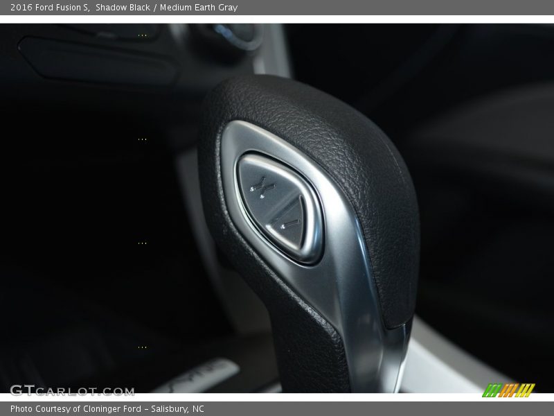 Shadow Black / Medium Earth Gray 2016 Ford Fusion S