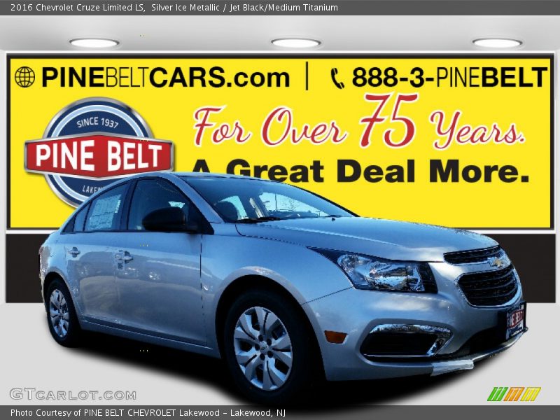 Silver Ice Metallic / Jet Black/Medium Titanium 2016 Chevrolet Cruze Limited LS