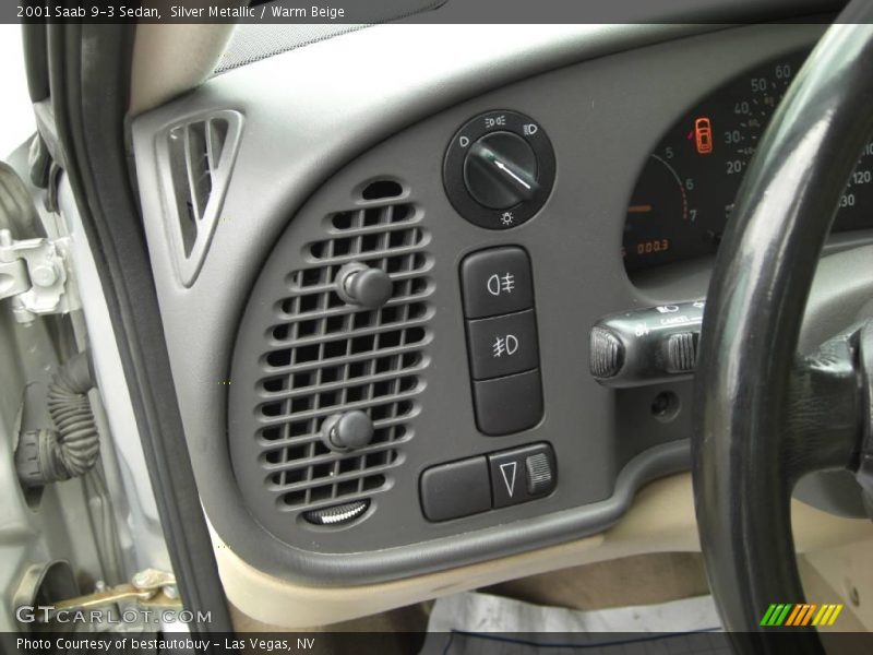 Silver Metallic / Warm Beige 2001 Saab 9-3 Sedan