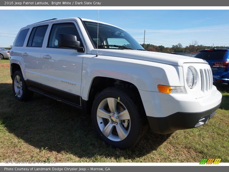 Bright White / Dark Slate Gray 2016 Jeep Patriot Latitude
