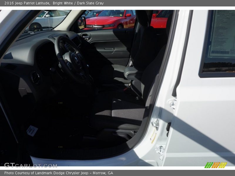 Bright White / Dark Slate Gray 2016 Jeep Patriot Latitude