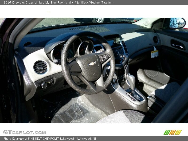 Blue Ray Metallic / Jet Black/Medium Titanium 2016 Chevrolet Cruze Limited LS