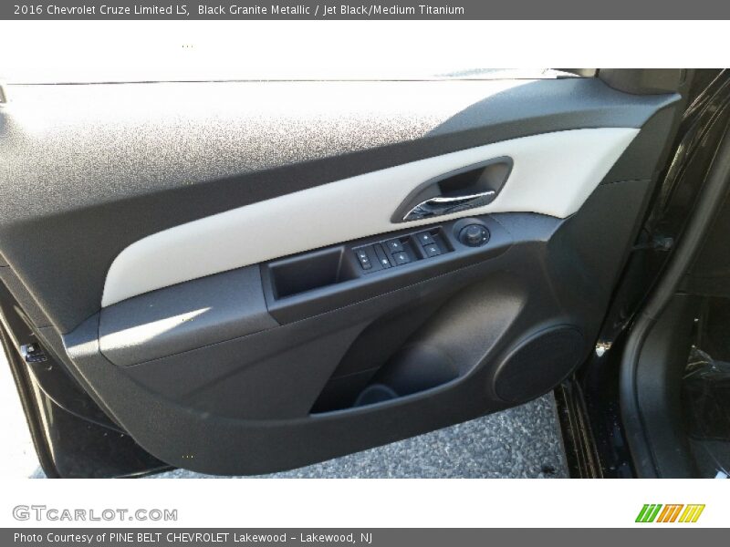 Black Granite Metallic / Jet Black/Medium Titanium 2016 Chevrolet Cruze Limited LS