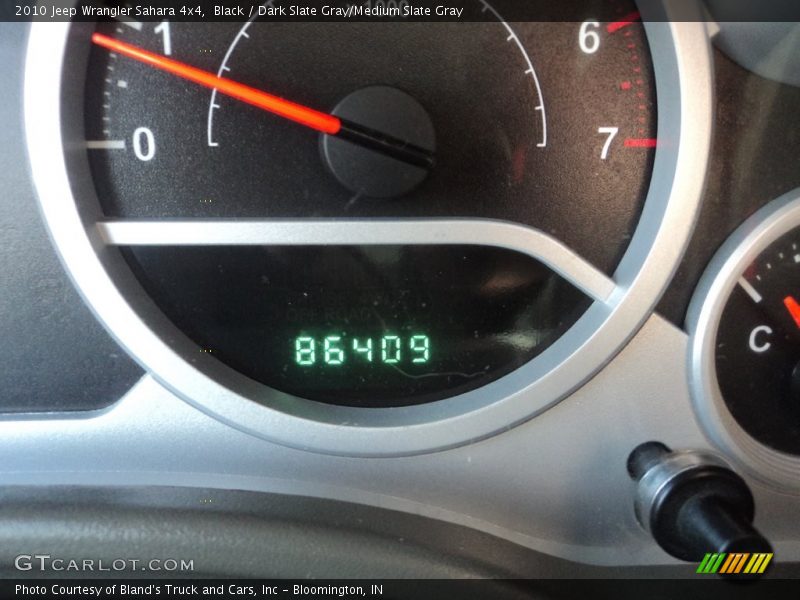 Black / Dark Slate Gray/Medium Slate Gray 2010 Jeep Wrangler Sahara 4x4