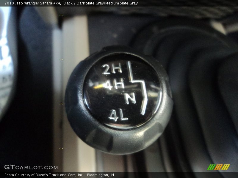 Black / Dark Slate Gray/Medium Slate Gray 2010 Jeep Wrangler Sahara 4x4