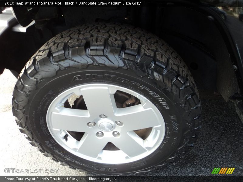 Black / Dark Slate Gray/Medium Slate Gray 2010 Jeep Wrangler Sahara 4x4