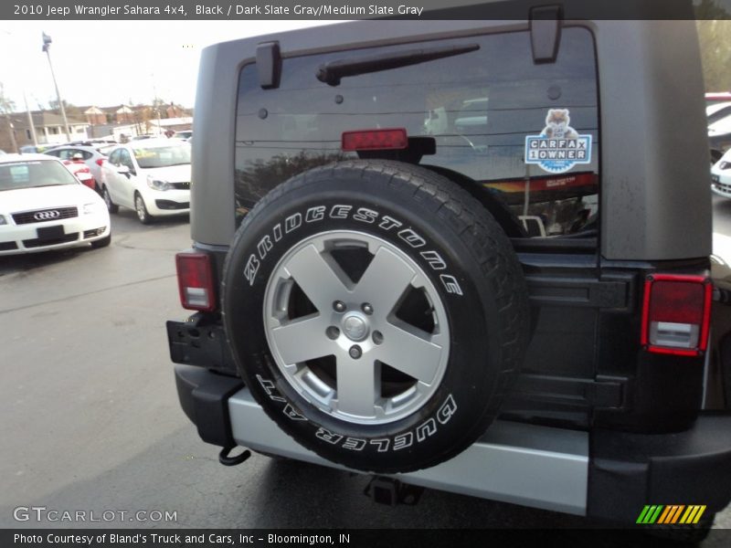 Black / Dark Slate Gray/Medium Slate Gray 2010 Jeep Wrangler Sahara 4x4