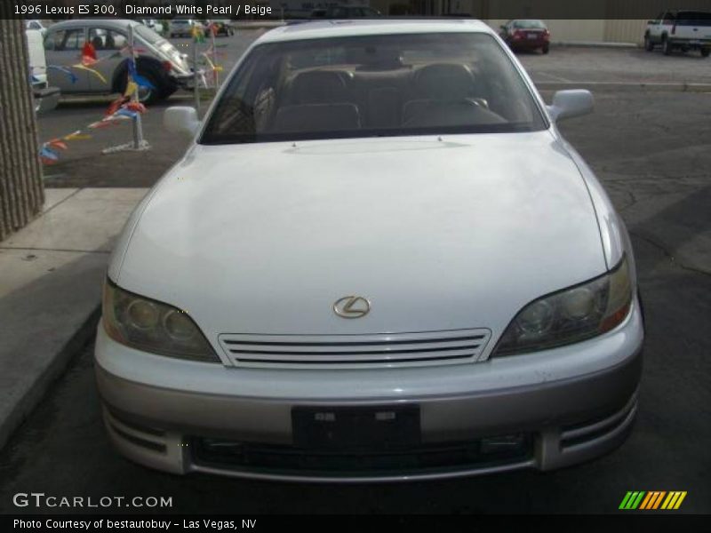 Diamond White Pearl / Beige 1996 Lexus ES 300