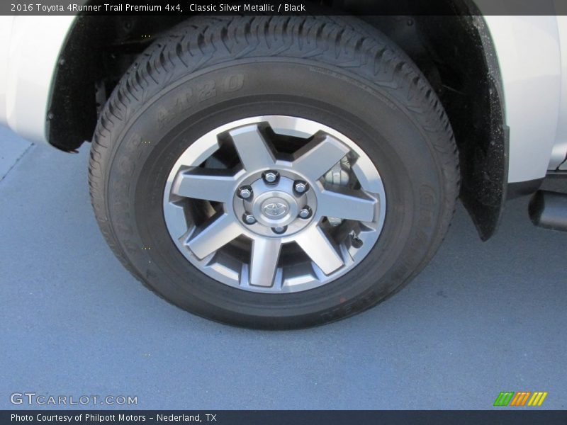 Classic Silver Metallic / Black 2016 Toyota 4Runner Trail Premium 4x4