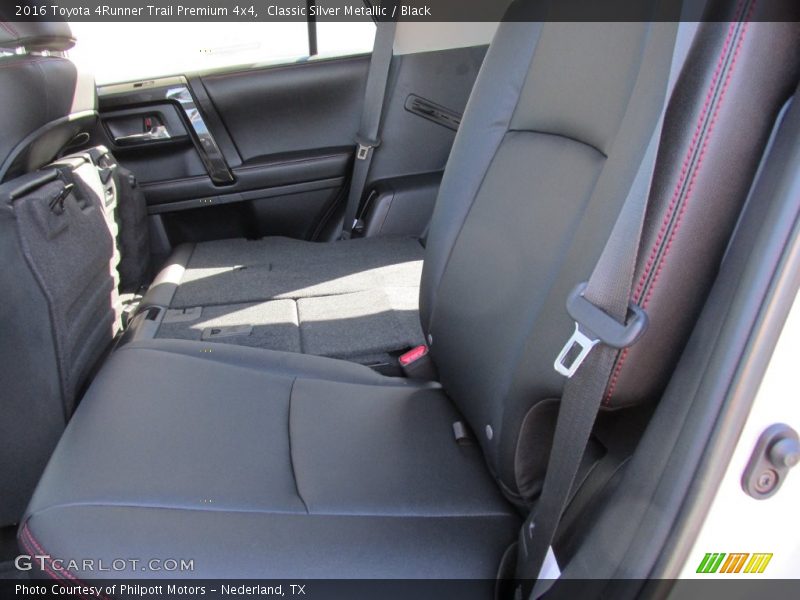 Classic Silver Metallic / Black 2016 Toyota 4Runner Trail Premium 4x4