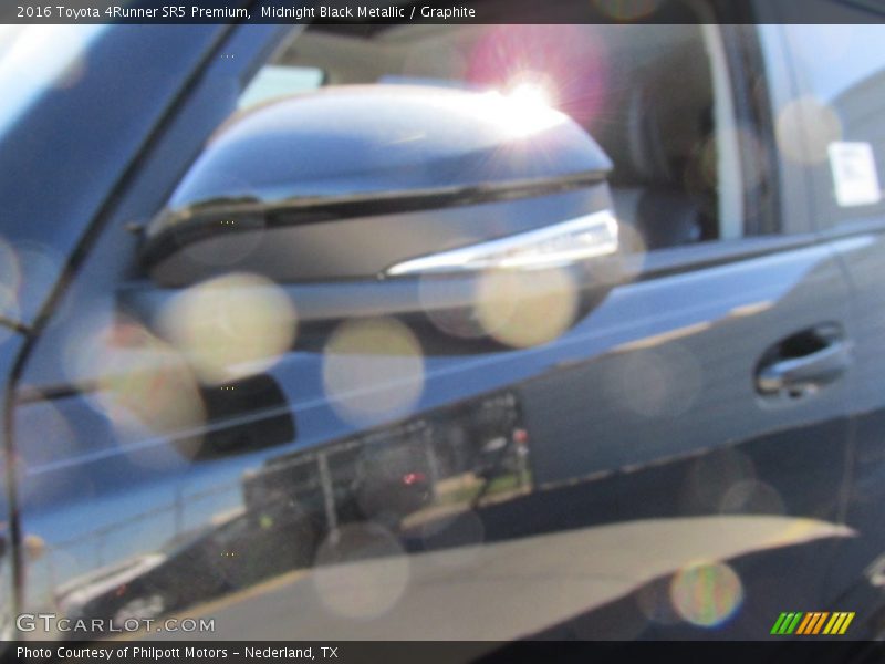 Midnight Black Metallic / Graphite 2016 Toyota 4Runner SR5 Premium