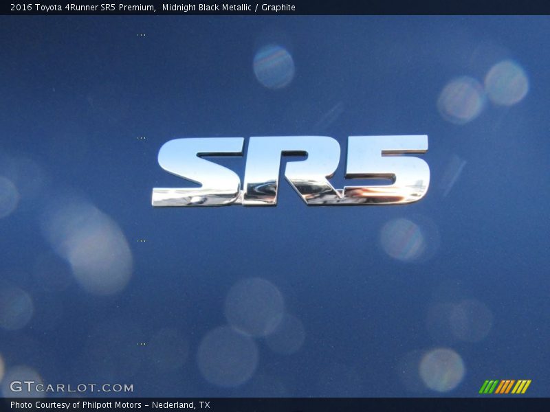 Midnight Black Metallic / Graphite 2016 Toyota 4Runner SR5 Premium