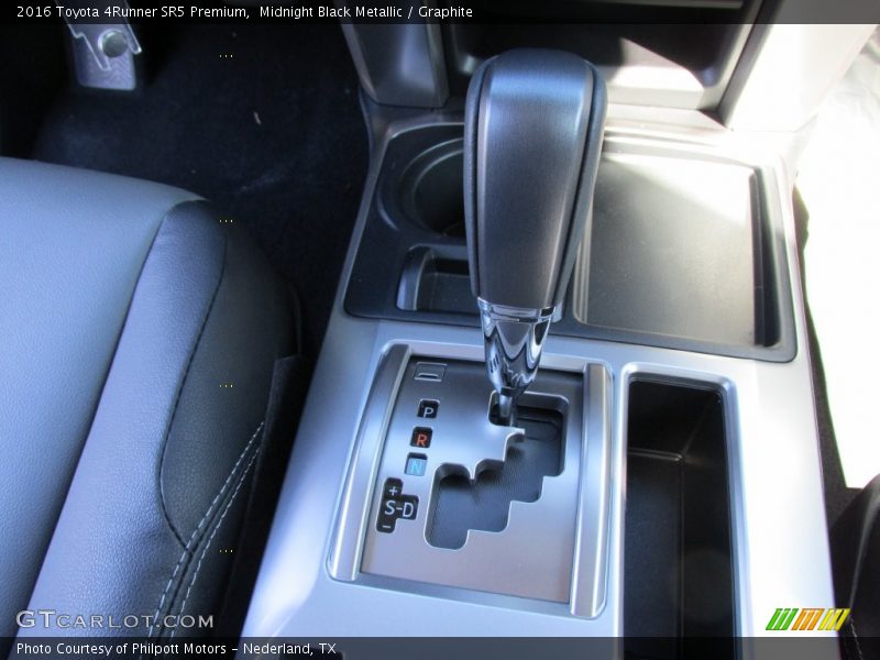 Midnight Black Metallic / Graphite 2016 Toyota 4Runner SR5 Premium