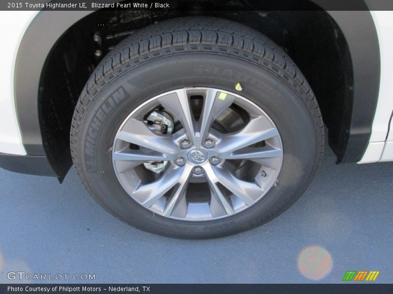 Blizzard Pearl White / Black 2015 Toyota Highlander LE