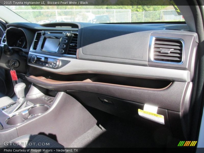 Blizzard Pearl White / Black 2015 Toyota Highlander LE