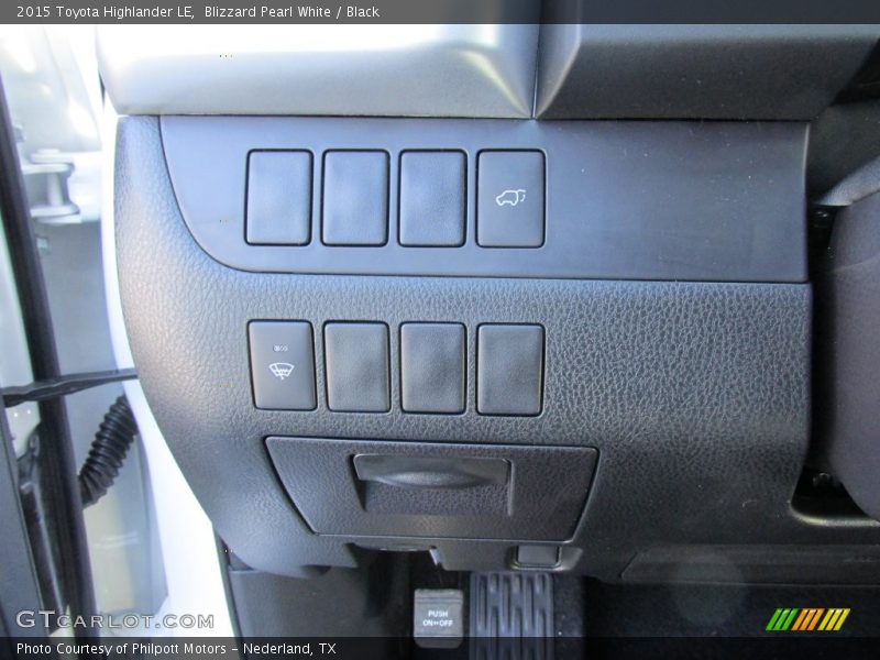 Blizzard Pearl White / Black 2015 Toyota Highlander LE