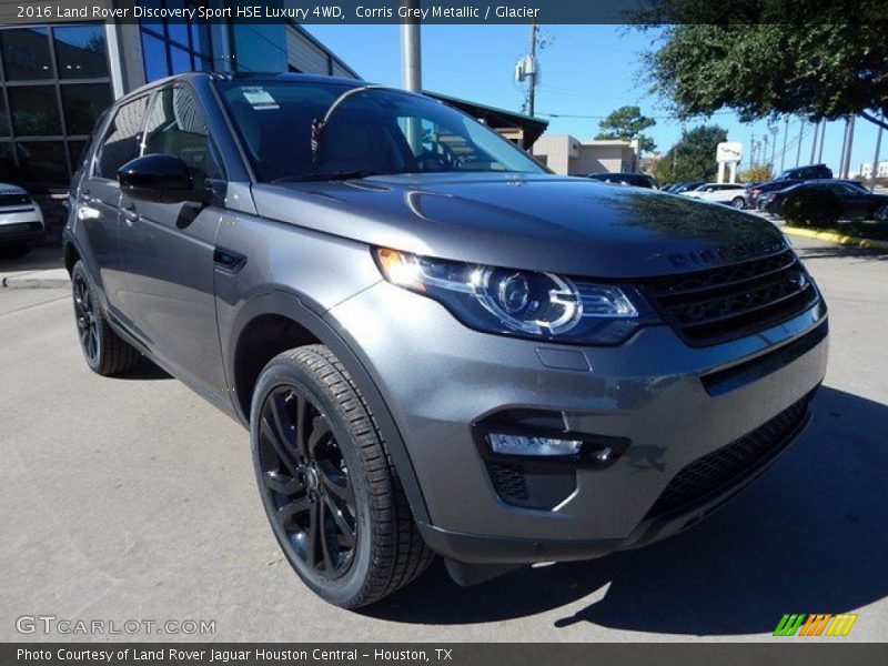 Front 3/4 View of 2016 Discovery Sport HSE Luxury 4WD