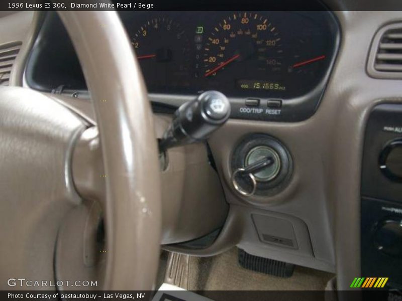 Diamond White Pearl / Beige 1996 Lexus ES 300