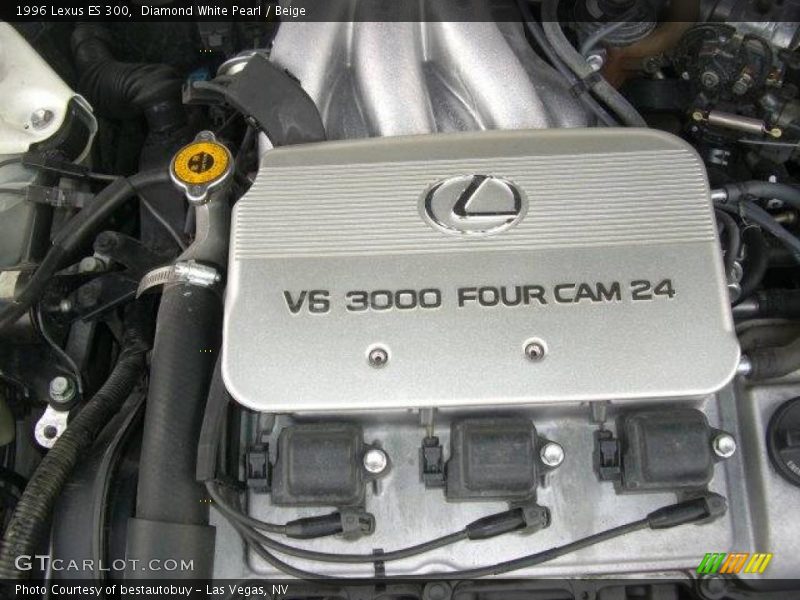 Diamond White Pearl / Beige 1996 Lexus ES 300
