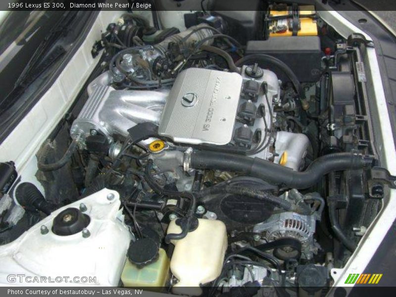 Diamond White Pearl / Beige 1996 Lexus ES 300
