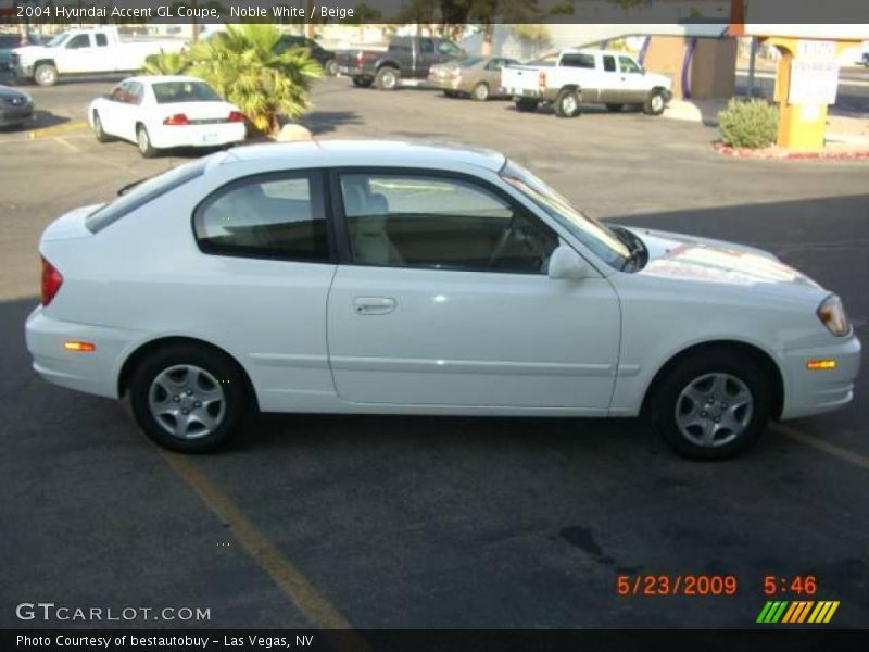 Noble White / Beige 2004 Hyundai Accent GL Coupe