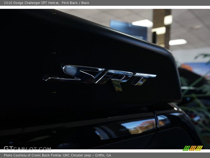 Pitch Black / Black 2016 Dodge Challenger SRT Hellcat