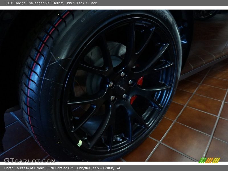 Pitch Black / Black 2016 Dodge Challenger SRT Hellcat