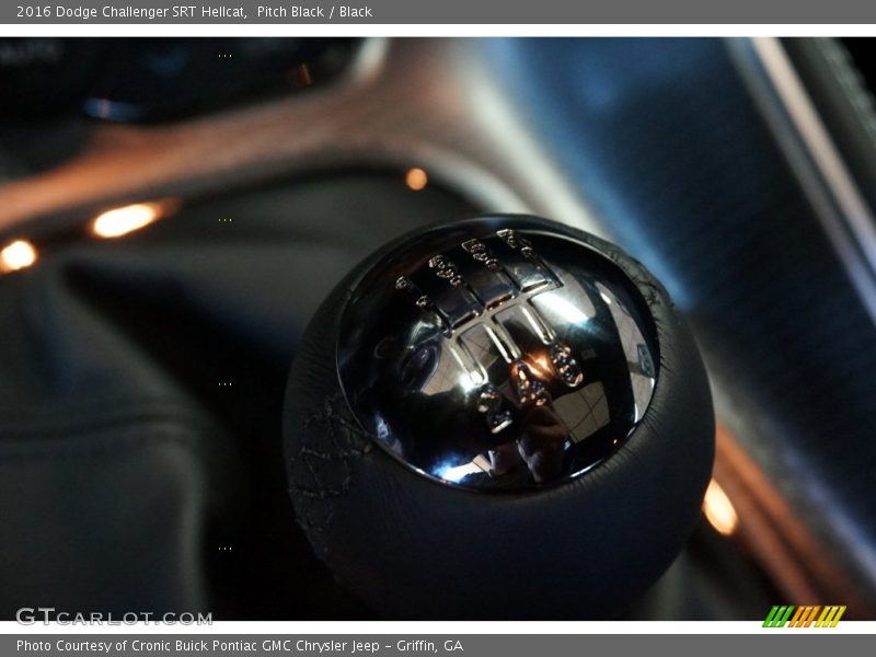 Pitch Black / Black 2016 Dodge Challenger SRT Hellcat