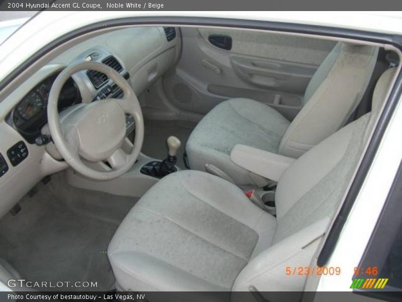 Noble White / Beige 2004 Hyundai Accent GL Coupe