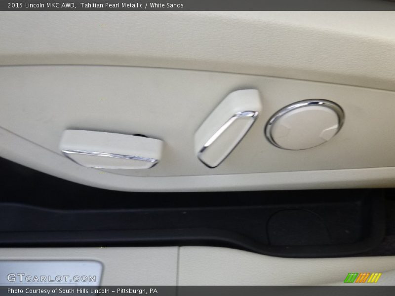 Tahitian Pearl Metallic / White Sands 2015 Lincoln MKC AWD