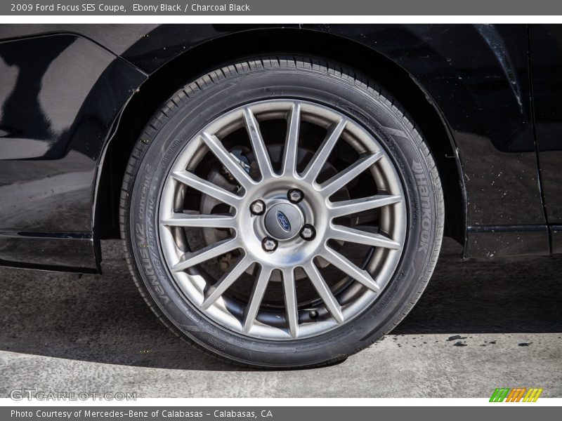 Ebony Black / Charcoal Black 2009 Ford Focus SES Coupe