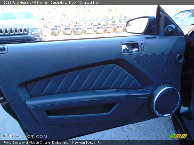 Black / Charcoal Black 2013 Ford Mustang V6 Premium Convertible