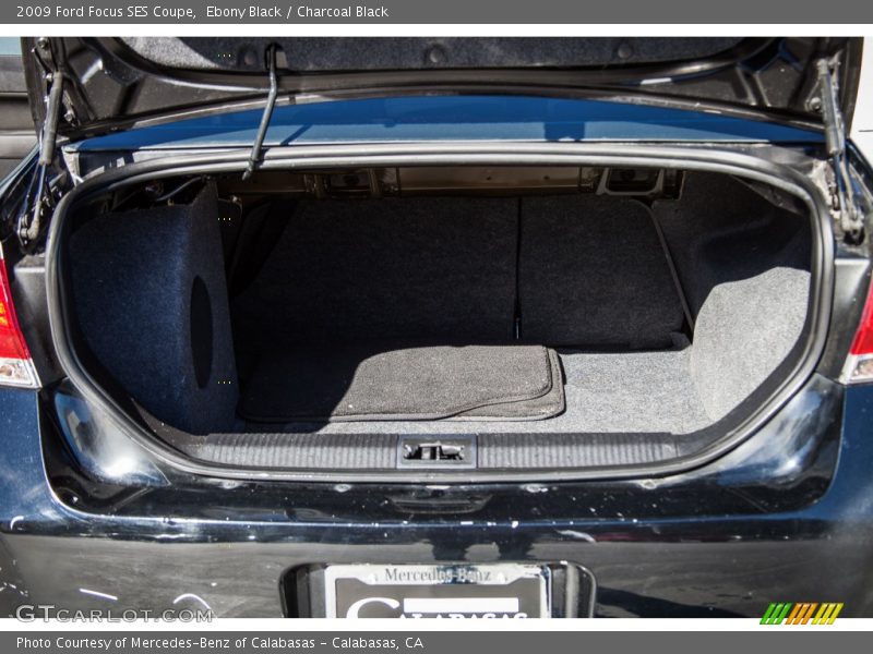 Ebony Black / Charcoal Black 2009 Ford Focus SES Coupe