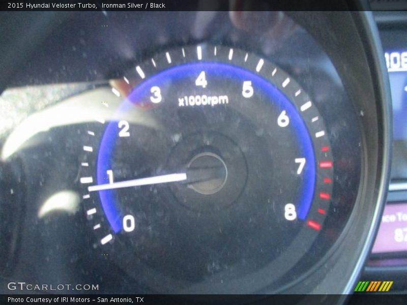 Ironman Silver / Black 2015 Hyundai Veloster Turbo