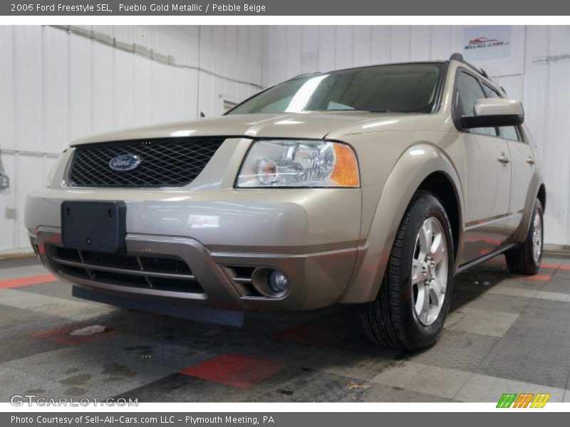 Pueblo Gold Metallic / Pebble Beige 2006 Ford Freestyle SEL