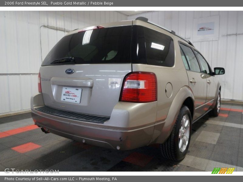 Pueblo Gold Metallic / Pebble Beige 2006 Ford Freestyle SEL