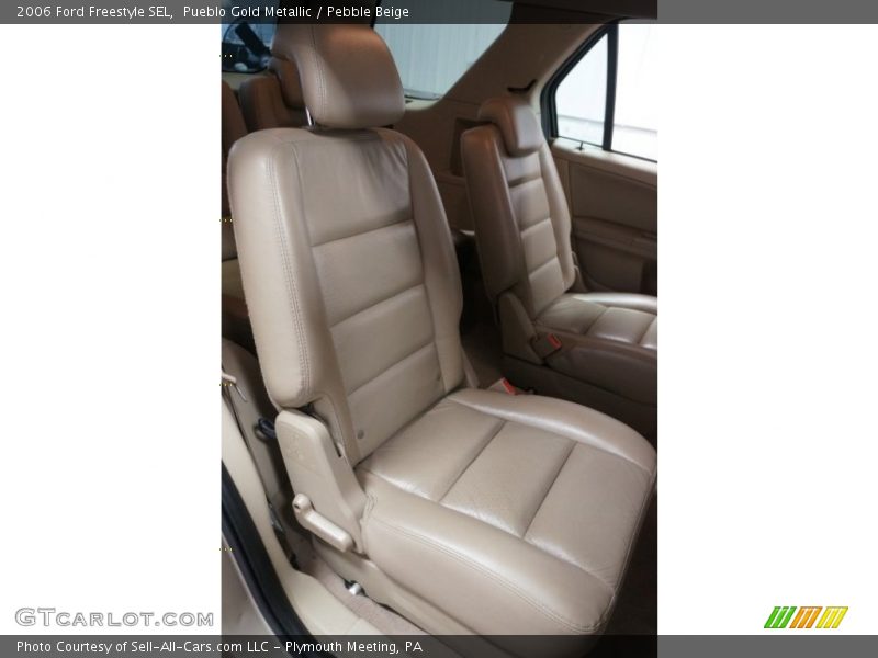 Pueblo Gold Metallic / Pebble Beige 2006 Ford Freestyle SEL