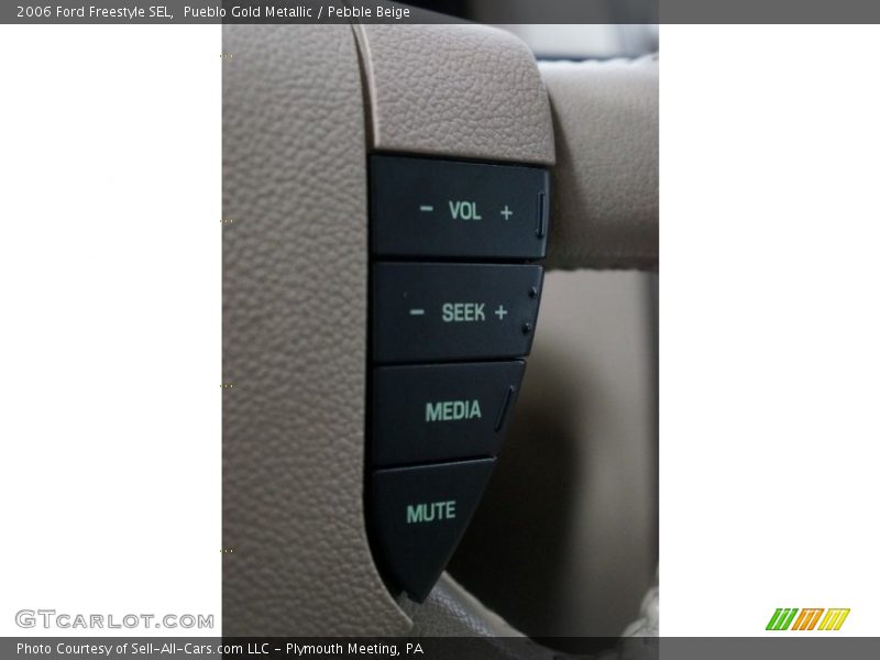 Pueblo Gold Metallic / Pebble Beige 2006 Ford Freestyle SEL