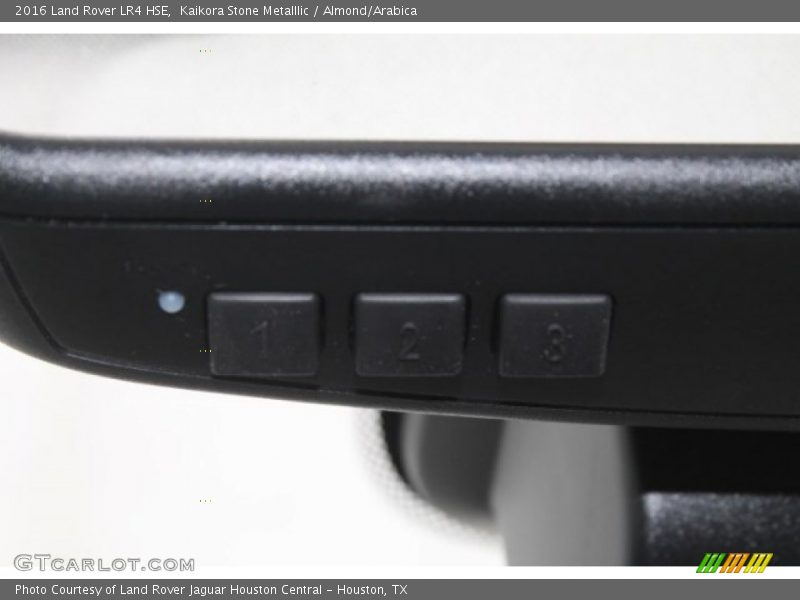 Kaikora Stone Metalllic / Almond/Arabica 2016 Land Rover LR4 HSE