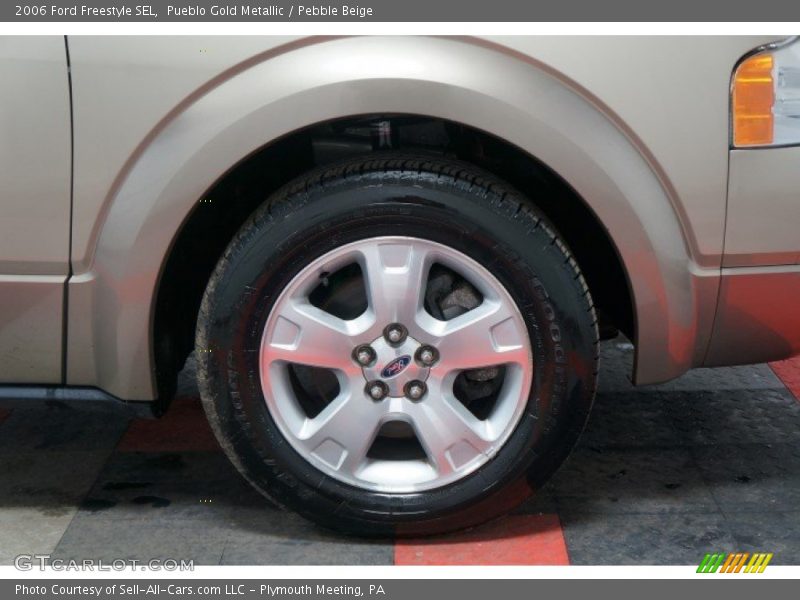 Pueblo Gold Metallic / Pebble Beige 2006 Ford Freestyle SEL