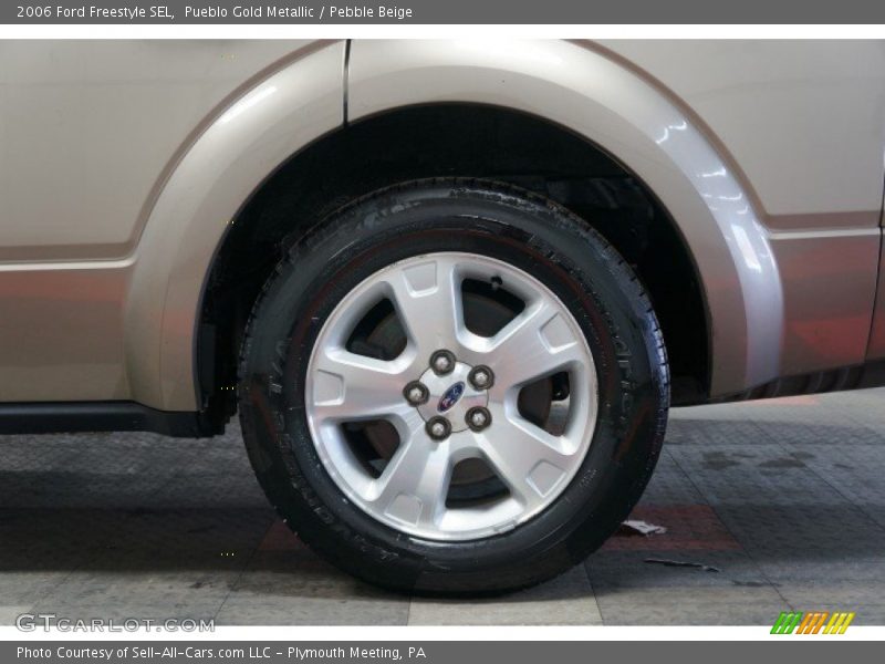 Pueblo Gold Metallic / Pebble Beige 2006 Ford Freestyle SEL