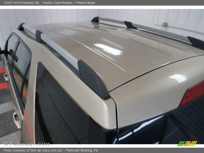 Pueblo Gold Metallic / Pebble Beige 2006 Ford Freestyle SEL