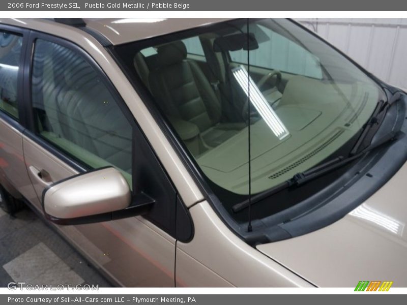 Pueblo Gold Metallic / Pebble Beige 2006 Ford Freestyle SEL
