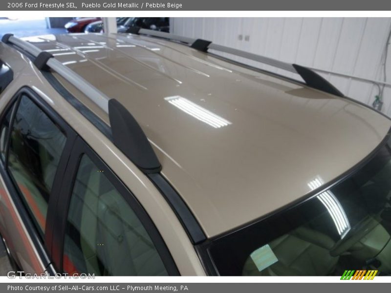Pueblo Gold Metallic / Pebble Beige 2006 Ford Freestyle SEL