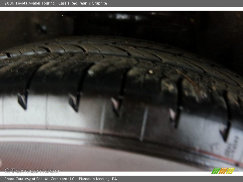 Cassis Red Pearl / Graphite 2006 Toyota Avalon Touring