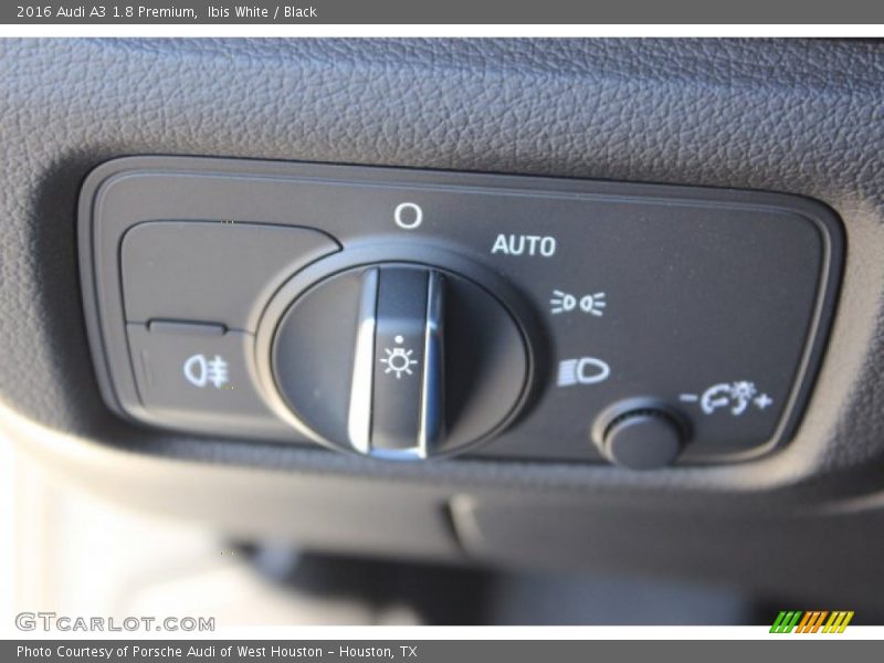 Ibis White / Black 2016 Audi A3 1.8 Premium