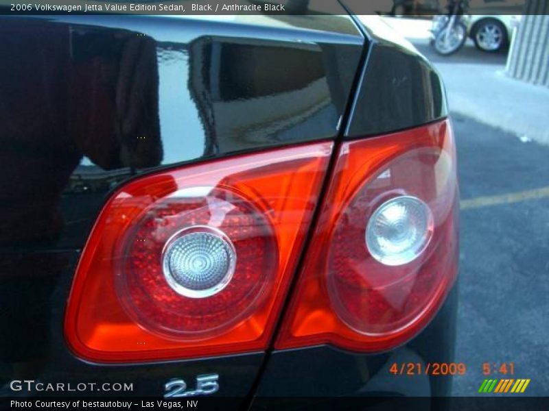 Black / Anthracite Black 2006 Volkswagen Jetta Value Edition Sedan