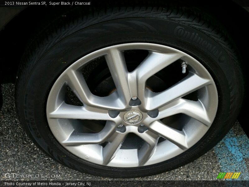 Super Black / Charcoal 2013 Nissan Sentra SR
