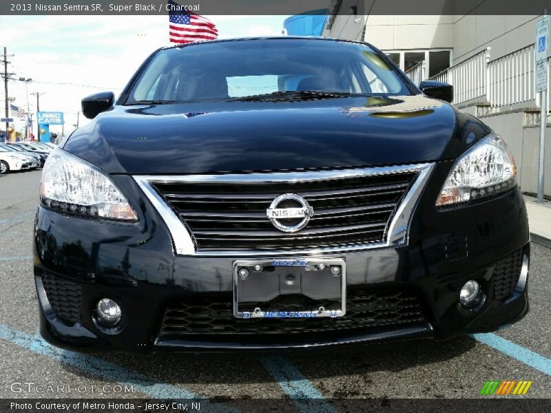 Super Black / Charcoal 2013 Nissan Sentra SR