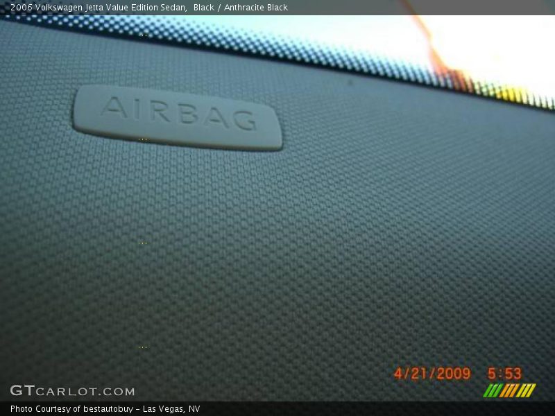 Black / Anthracite Black 2006 Volkswagen Jetta Value Edition Sedan